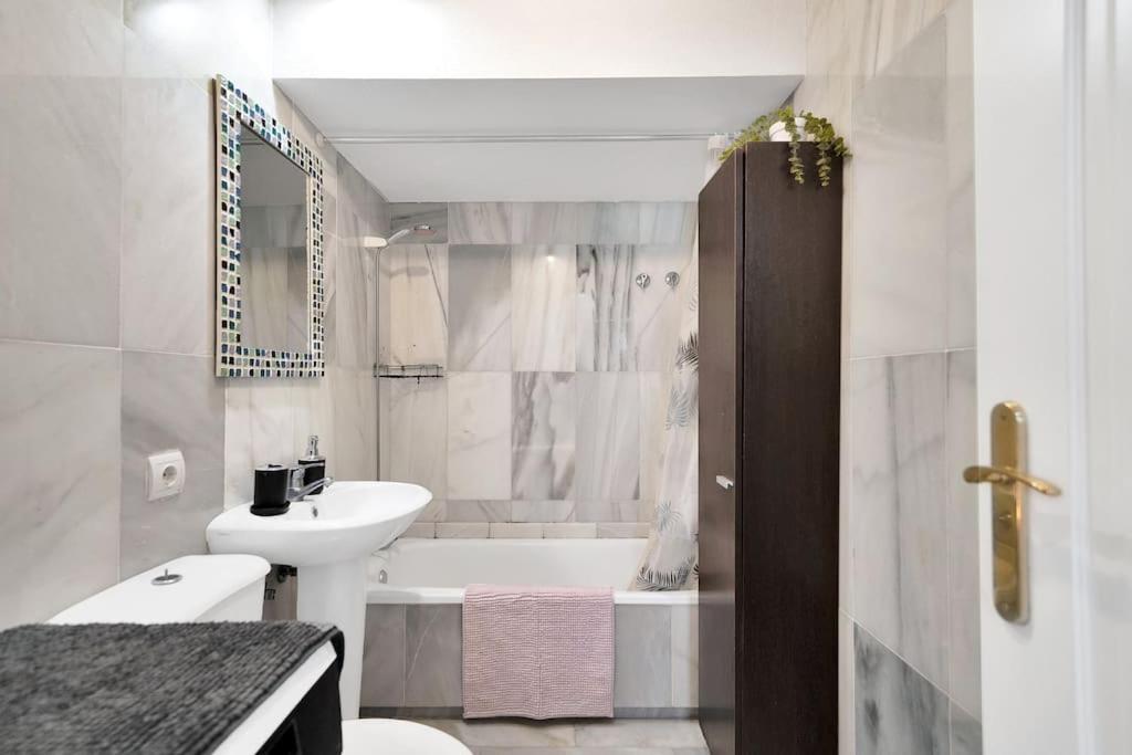Duplex Con Vistas Al Mar, Piscina Y Gimnasio - Las Abejeras 226 Естепона Екстериор снимка